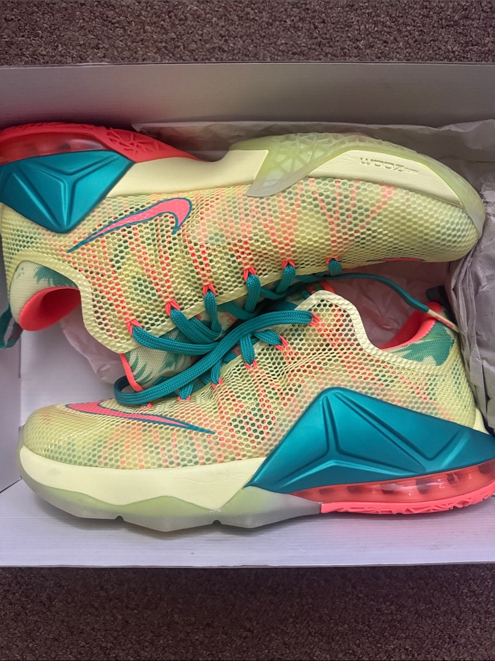 Nike Men's Multicolor Yellow Teal Coral Basketball Sneakers